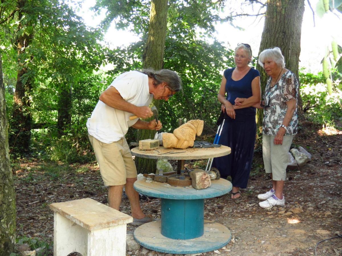 Le Chant Des Fees Notre-Dame-de-Courson Esterno foto